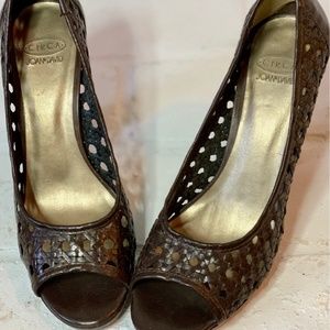 Dyamina Leather Heels